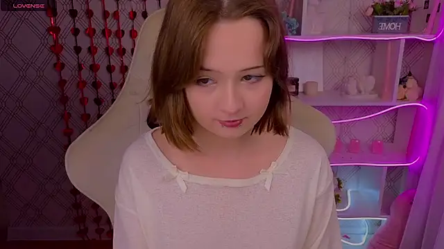 Snapshot of Mary_uw chatting on 02/12/26, 04:40 Mary uw online show from 02/12/26, 04:40