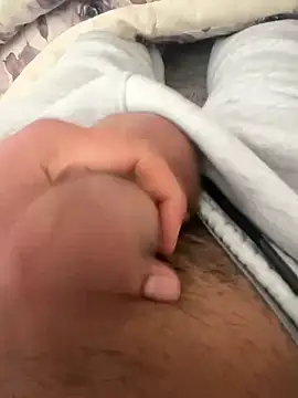 Snapshot of sertseven3333 chatting on 02/11/25, 12:05 sertseven3333 online show from 02/11/25, 12:05