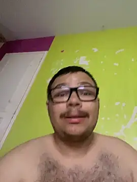 Snapshot of wulfgar5677 chatting on 09/24/25, 12:25 wulfgar5677 online show from 09/24/25, 12:25