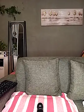 Snapshot of Boobylicious_BB chatting on 10/07/25, 09:34 Boobylicious BB online show from 10/07/25, 09:34