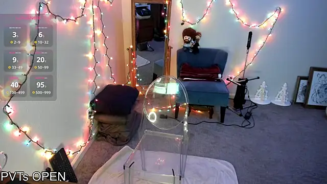 Peaches N Kreme online show from 12/19/25, 10:28