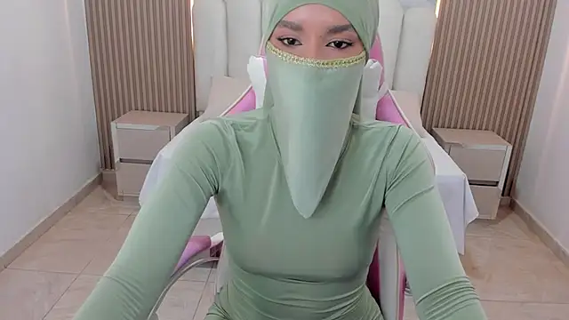 Snapshot of Hanaa_latif chatting on 01/21/25, 03:21 Hanaa latif online show from 01/21/25, 03:21