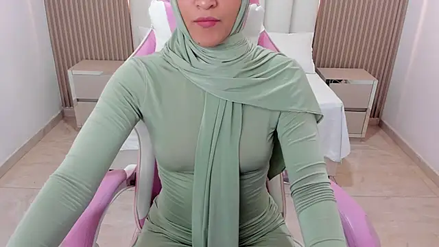 Snapshot of Hanaa_latif chatting on 02/06/25, 03:09 Hanaa latif online show from 02/06/25, 03:09