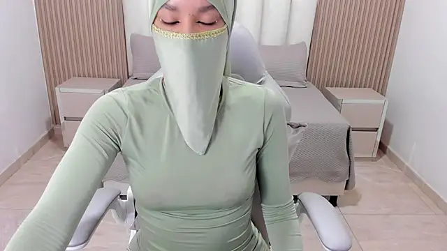 Snapshot of Hanaa_latif chatting on 02/20/25, 11:53 Hanaa latif online show from 02/20/25, 11:53