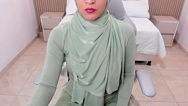 Snapshot of Hanaa_latif chatting on 03/17/25, 03:07 Hanaa latif online show from 03/17/25, 03:07