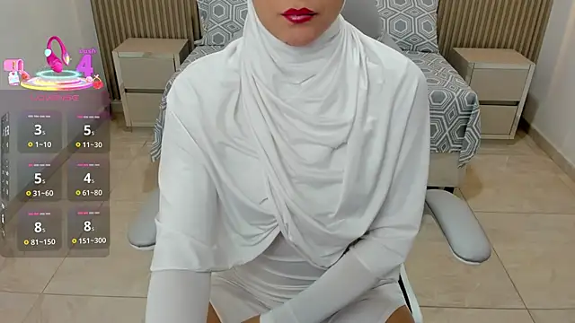 Snapshot of Hanaa_latif chatting on 03/20/25, 12:11 Hanaa latif online show from 03/20/25, 12:11