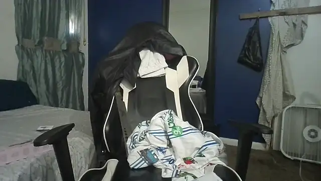 hotNReady6969 online show from 03/11/25, 08:31