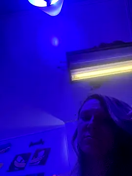 hotNReady6969 online show from 09/23/25, 09:40