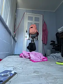 hotNReady6969 online show from 10/16/25, 01:12