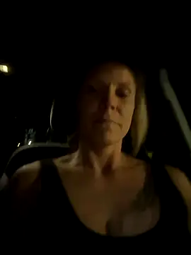 hotNReady6969 online show from 10/25/25, 11:32