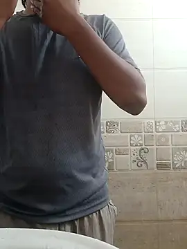 Snapshot of Long_Laster chatting on 02/09/25, 04:25 Long Laster online show from 02/09/25, 04:25