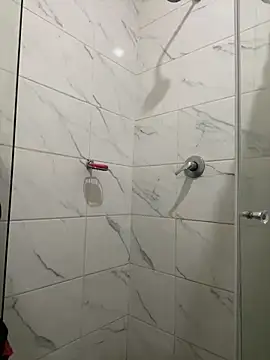 Snapshot of Cocowett chatting on 09/27/25, 10:42 Cocowett online show from 09/27/25, 10:42