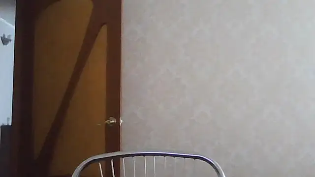 Snapshot of Kashtanka_ chatting on 04/20/26, 06:27 Kashtanka online show from 04/20/26, 06:27