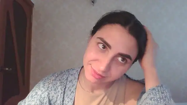Snapshot of Kashtanka_ chatting on 05/13/26, 08:55 Kashtanka online show from 05/13/26, 08:55