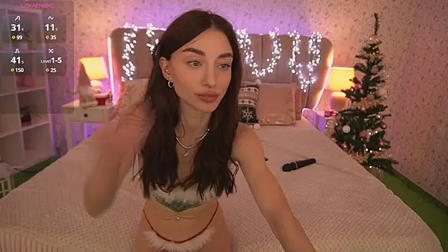 Alice Arwen online show from 01/01/25, 12:43