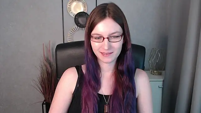 emmaxDelight online show from 01/02/25, 10:16