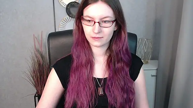 emmaxDelight online show from 01/21/25, 08:19