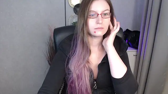 emmaxDelight online show from 10/02/25, 05:25