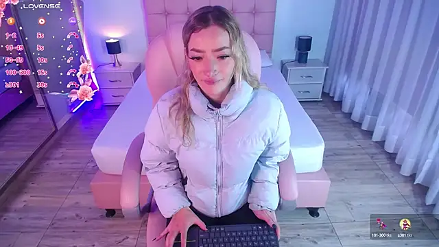 zoe jones13 online show from 02/04/25, 11:49