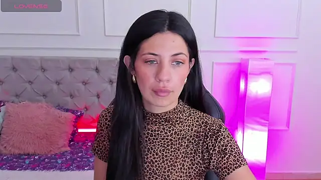 Emma Brown 0 online show from 01/28/25, 08:04