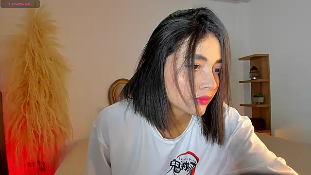 lilithTeen1  online show from 10/04/25, 05:49