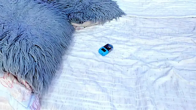 LARISSAEVANS online show from 03/06/25, 03:24