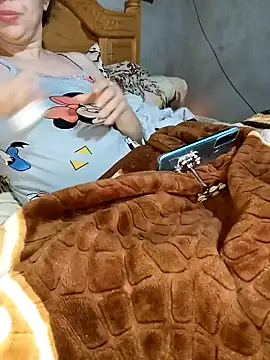 jijijoudia online show from 01/26/25, 10:24