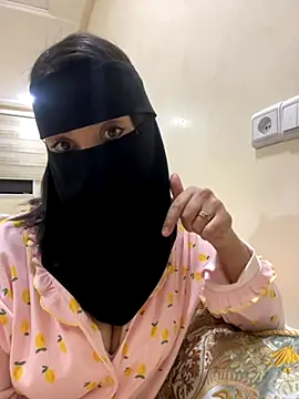 jijijoudia online show from 09/20/25, 12:22