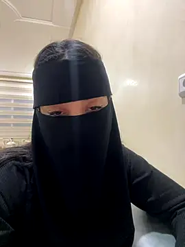 jijijoudia online show from 09/28/25, 12:49