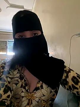 jijijoudia online show from 10/09/25, 03:32