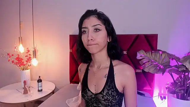 Snapshot of MelissaFoxx chatting on 04/22/26, 12:07 MelissaFoxx online show from 04/22/26, 12:07