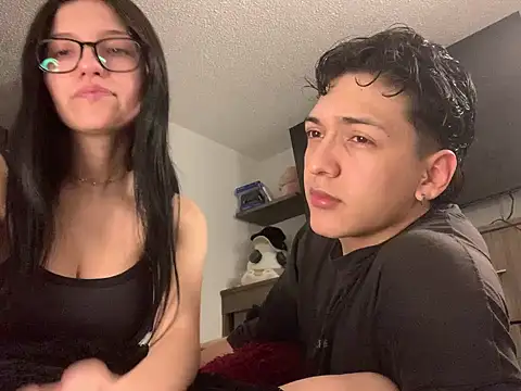 Snapshot of Black_roomsex chatting on 01/15/25, 05:50 Black roomsex online show from 01/15/25, 05:50