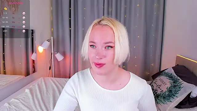 Snapshot of Amanda_Brow chatting on 01/14/25, 06:49 Amanda Brow online show from 01/14/25, 06:49