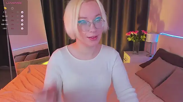 Snapshot of Amanda_Brow chatting on 01/30/25, 11:01 Amanda Brow online show from 01/30/25, 11:01