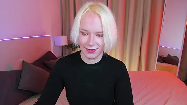 Snapshot of Amanda_Brow chatting on 02/22/25, 06:17 Amanda Brow online show from 02/22/25, 06:17