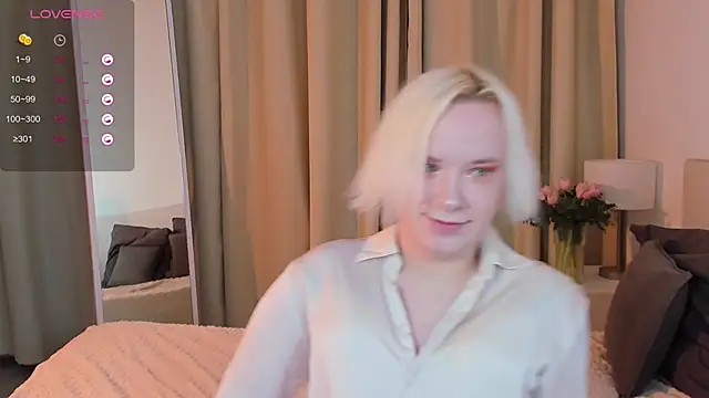 Snapshot of Amanda_Brow chatting on 03/15/25, 05:52 Amanda Brow online show from 03/15/25, 05:52