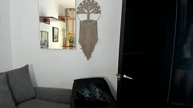 Snapshot of electra_hunt chatting on 06/01/26, 11:28 electra hunt online show from 06/01/26, 11:28