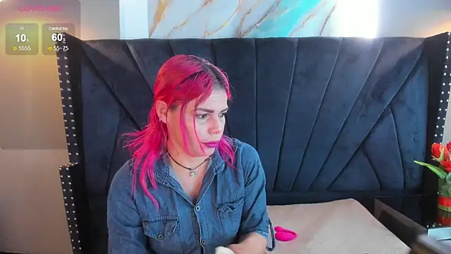 NIKI SANTANA online show from 09/20/25, 03:51