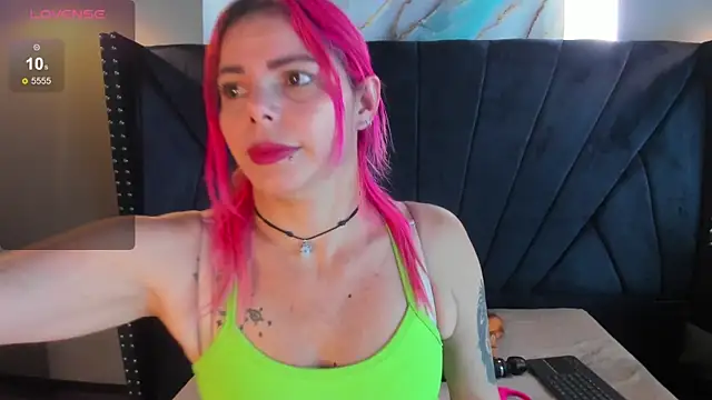 NIKI SANTANA online show from 10/02/25, 03:46