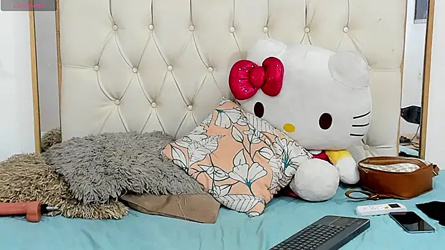 Snapshot of camila_sex_latina chatting on 01/23/25, 06:39 camila sex latina online show from 01/23/25, 06:39