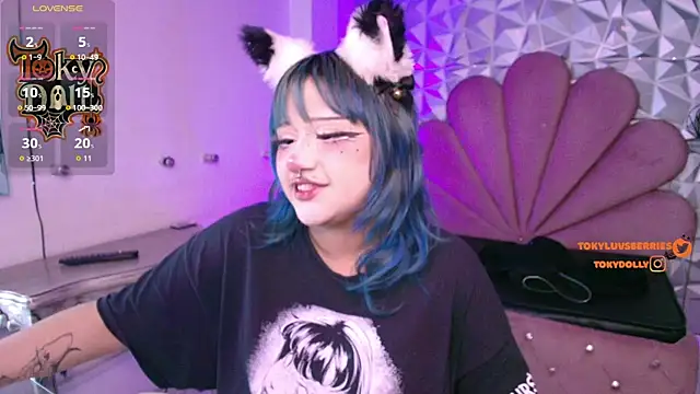 Snapshot of toky_doll chatting on 10/29/25, 08:10 toky doll online show from 10/29/25, 08:10