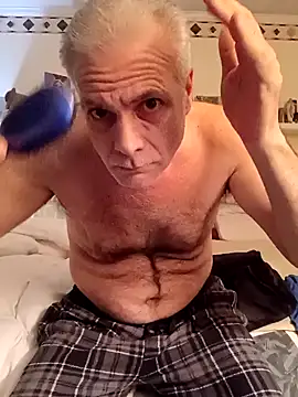 Snapshot of Hand69someguy chatting on 12/06/24, 03:08 Hand69someguy online show from 12/06/24, 03:08