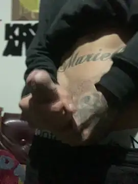 Snapshot of 27powercm chatting on 12/21/24, 05:47 27powercm online show from 12/21/24, 05:47