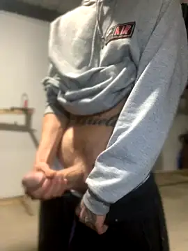 Snapshot of 27powercm chatting on 10/12/25, 02:32 27powercm online show from 10/12/25, 02:32