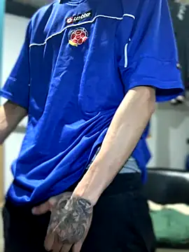 Snapshot of 27powercm chatting on 10/16/25, 05:08 27powercm online show from 10/16/25, 05:08