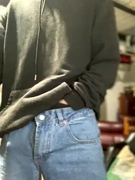 Snapshot of 27powercm chatting on 10/27/25, 05:11 27powercm online show from 10/27/25, 05:11