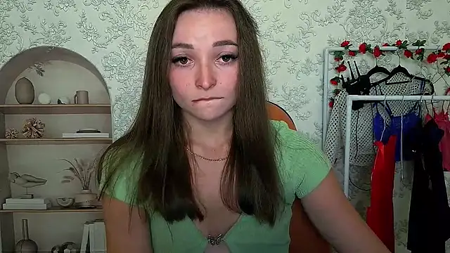  Barbie Kiss  online show from 09/26/25, 03:27