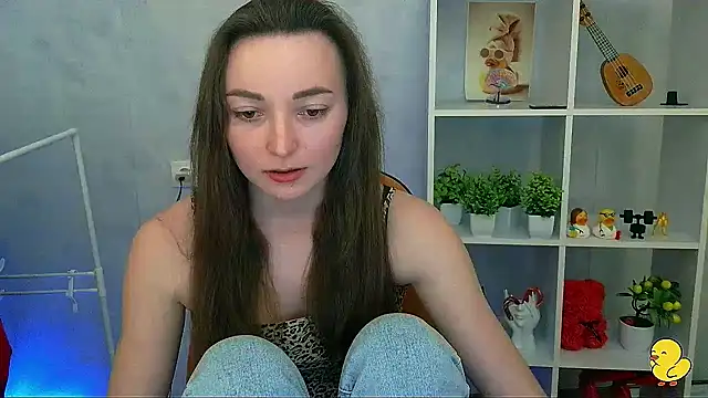  Barbie Kiss  online show from 03/11/26, 12:11