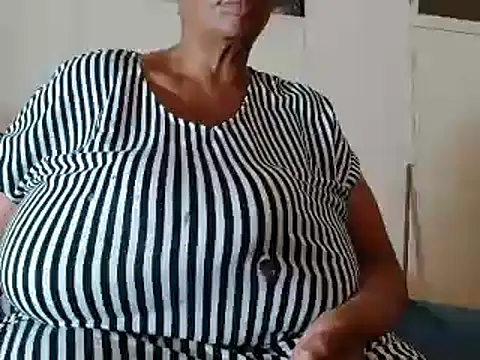 tinagiant online show from 03/21/25, 01:45