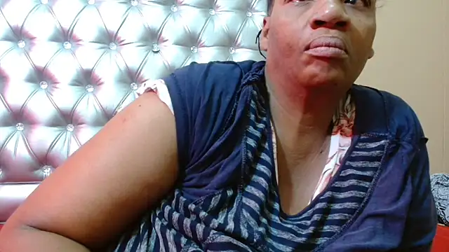 tinagiant online show from 09/16/25, 05:30